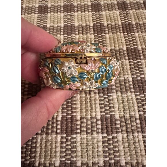 Joan Rivers Floral Pink Enamel Trinket Box Rhinestones Gold-Tone Victorian Style - Picture 6 of 10